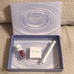 ❤️ Younique Defend Innocence Bundle ❤️